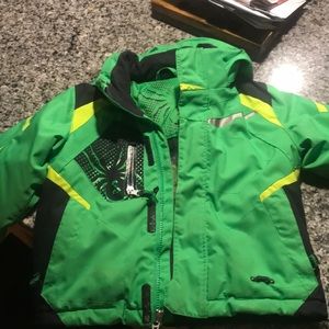 Boys Spyder jacket size 4/5 and pants size 5/6.